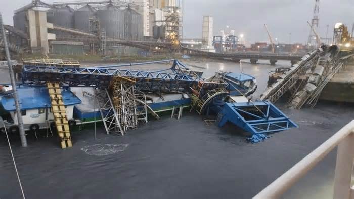 Tai nạn hàng hải trên luồng Thị Vải vì thời tiết xấu