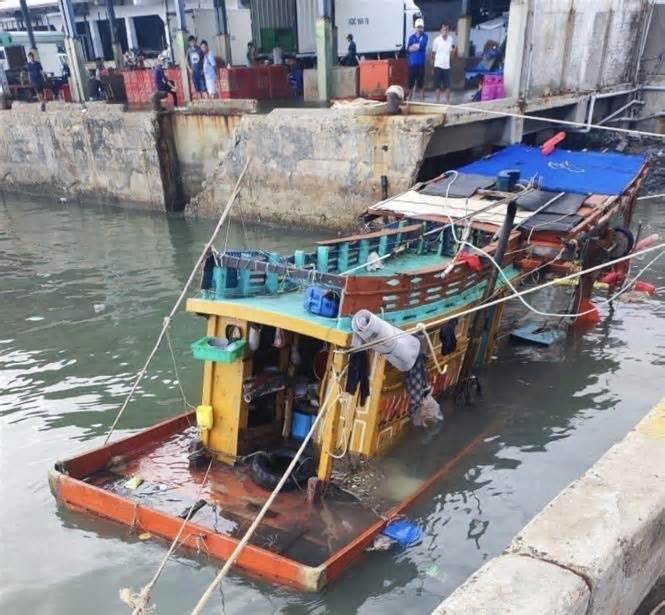 Bà Rịa-Vũng Tàu: Chìm tàu cá, một thuyền viên tử vong trong hầm máy