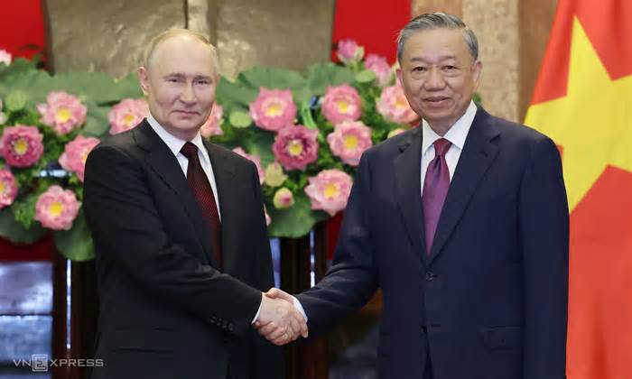 Ông Putin: Nga sẽ giúp Việt Nam xây trung tâm khoa học hạt nhân