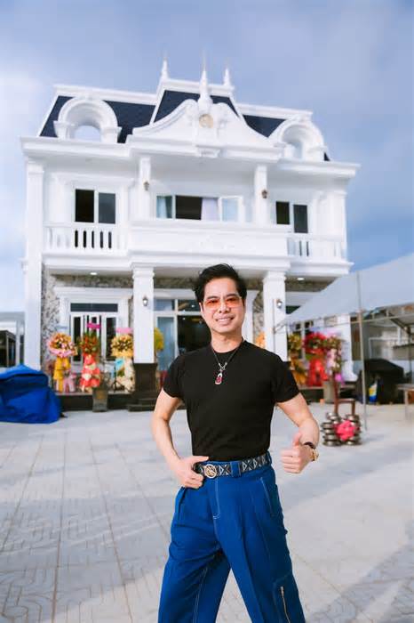Ca sĩ Ngọc Sơn xây từ đường 500 m2 ở Quảng Nam
