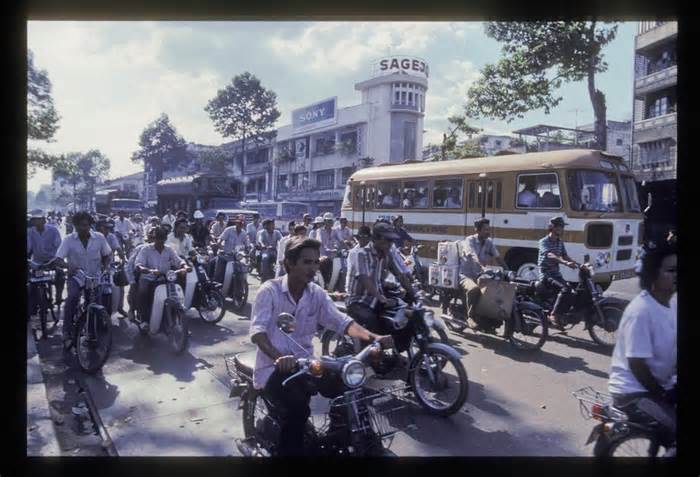 Ảnh chất lừ về Sài Gòn năm 1990 của phó nháy Pháp