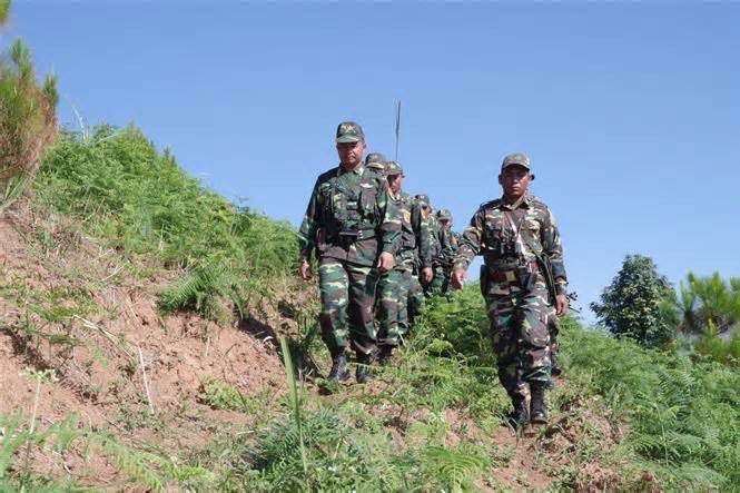 Bộ đội Biên phòng tỉnh Kom Tum gìn giữ sự bình yên nơi biên giới