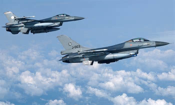 Hà Lan cam kết chuyển thêm tiêm kích F-16 cho Ukraine