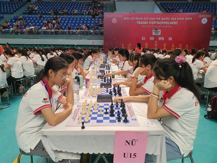 Gần 1300 kỳ thủ tranh tài ở giải vô địch cờ vua trẻ quốc gia