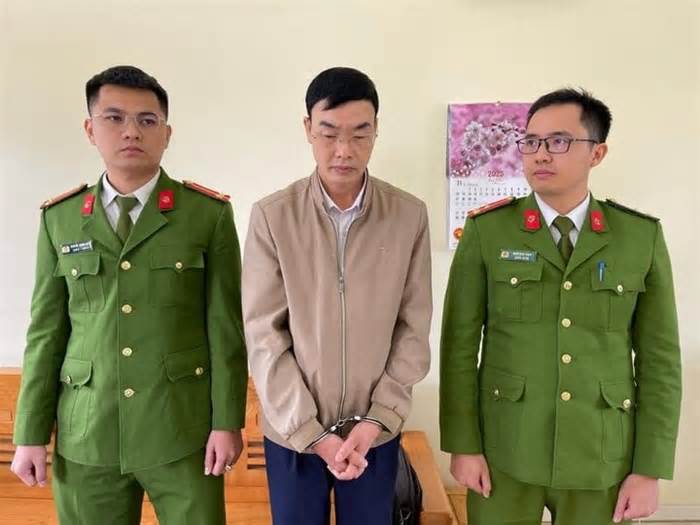 Khởi tố Chi cục trưởng Chi cục Dự trữ Nhà nước tỉnh Tuyên Quang
