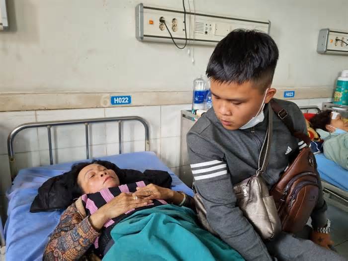Nạn nhân kể phút hoảng loạn kêu cứu trên xe khách bị tai nạn ở Quảng Nam