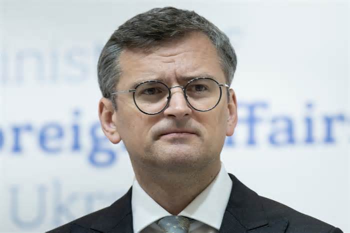 Ngoại trưởng Ukraine đổ lỗi thất bại cho đồng minh