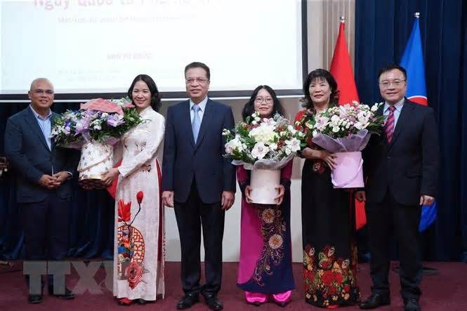 Kỷ niệm Ngày Quốc tế Phụ nữ tại Đại sứ quán Việt Nam ở Liên bang Nga