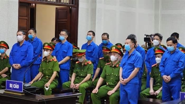 Tuyên phạt cựu Chủ tịch UBND TP Hạ Long Phạm Hồng Hà 15 năm tù