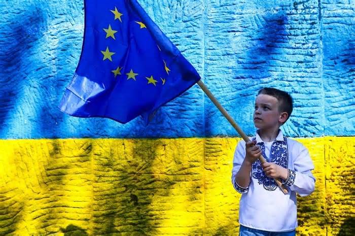 Ukraine gia nhập EU: Tổng thống Zelensky 'chốt' thành phần đoàn đàm phán, hiện thực hóa giấc mơ châu Âu