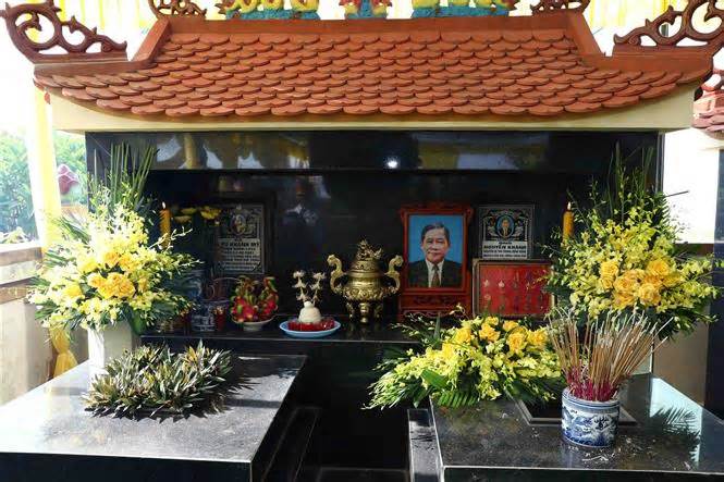 Lời cảm ơn của Ban Lễ tang và gia đình đồng chí Nguyễn Khánh