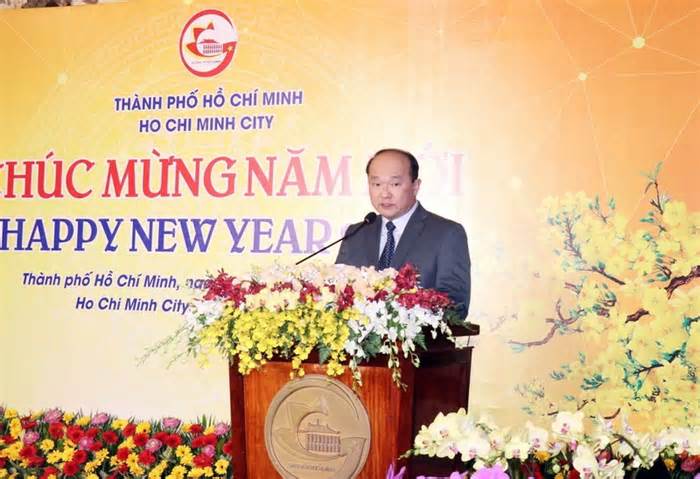 Lãnh đạo Thành phố Hồ Chí Minh gặp gỡ cơ quan đại diện nước ngoài dịp Tết