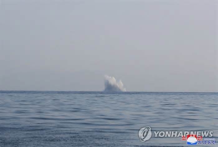Hàn Quốc lên tiếng về 'vũ khí không người lái tấn công hạt nhân dưới nước' của Triều Tiên