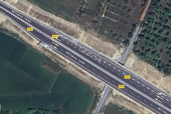 Kỹ sư xây dựng bàn thiết kế nút cổ chai trên cao tốc Cam Lộ - La Sơn: Cần cảnh báo rõ ràng hơn