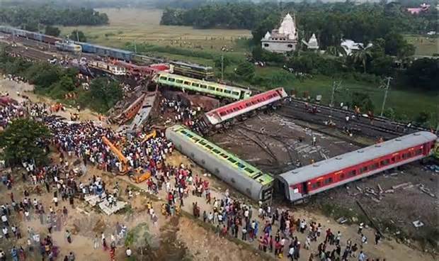 Ấn Độ: Hãng tàu hỏa Coromandal Express được phép hoạt động trở lại