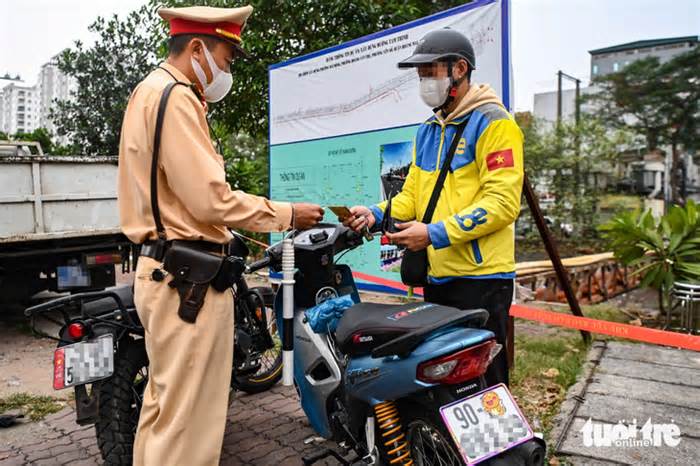 Cố tình dán, che biển số xe bị phạt bao nhiêu tiền?