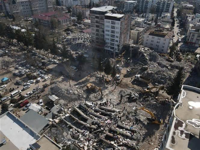 Thảm họa động đất ở Thổ Nhĩ Kỳ: Gần 7.000 người nước ngoài thiệt mạng