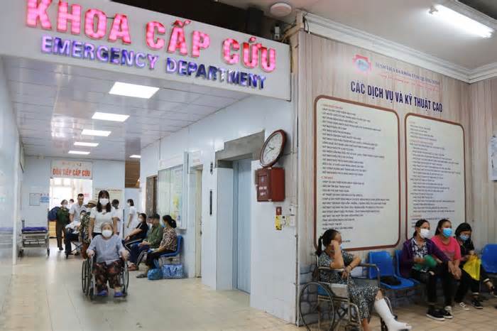 Quảng Ninh: Liên tiếp nhiều vụ ngộ độc thuốc lá điện tử nhập viện