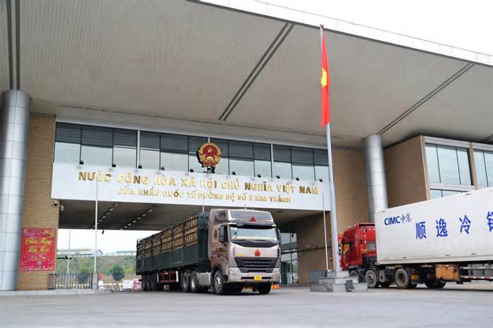 Kim ngạch xuất khẩu dịp Tết tại Lào Cai tăng gần 18 lần so với nhập khẩu