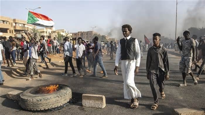 Mỹ nói 'bất an lớn' khi nghe tin Iran cung cấp vũ khí cho quân đội Sudan