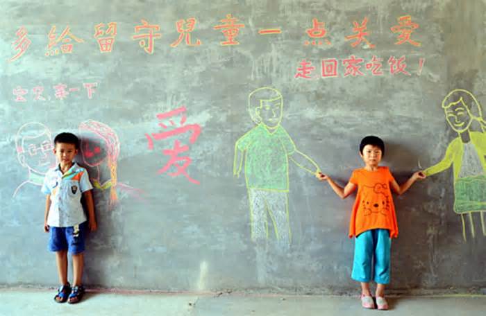 Trung Quốc tìm 'mẹ tình nguyện' cho trẻ em nông thôn