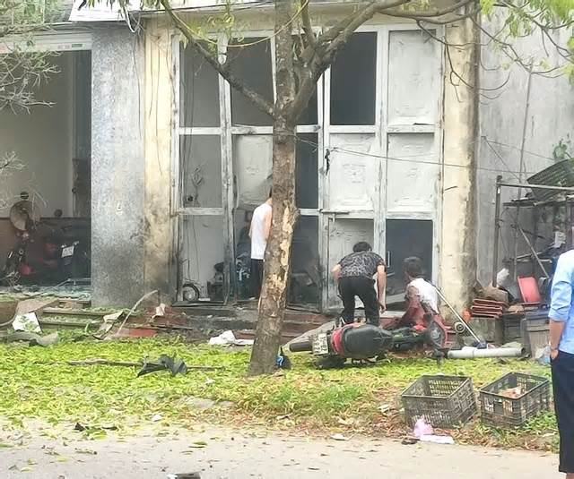 Quảng Ninh: Nổ bình gas tại nhà dân khiến 3 người bị thương