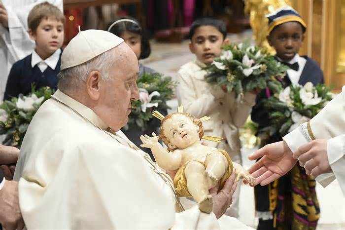 Giáo hoàng đau xót về chiến sự trong thông điệp Giáng sinh