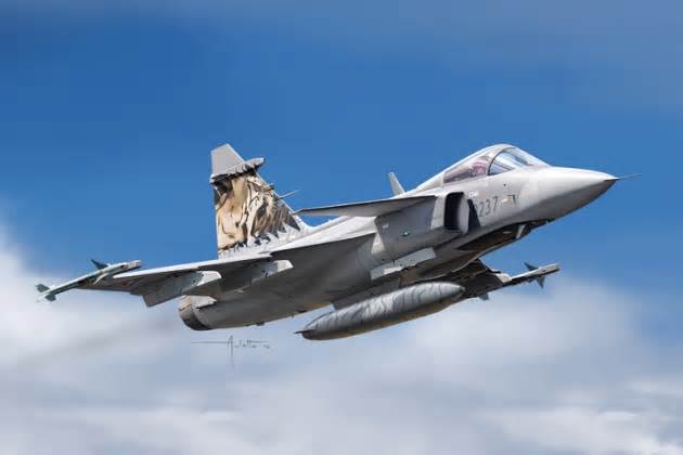 Thụy Điển xem xét khả năng cung cấp máy bay chiến đấu Gripen cho Ukraine