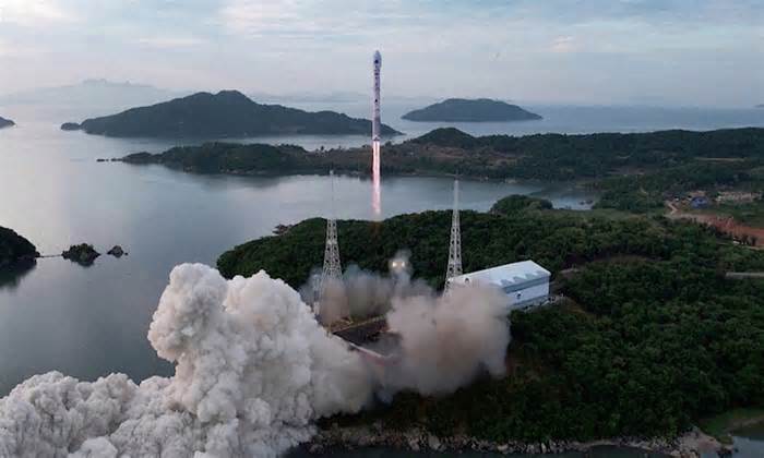 Triều Tiên thông báo cho Nhật Bản về kế hoạch phóng vệ tinh