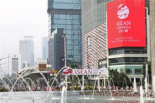 Indonesia dùng gần 400 xe điện phục vụ Hội nghị cấp cao ASEAN