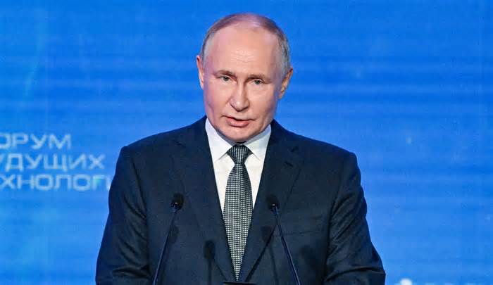Ông Putin khuyến khích người Nga sinh ba con