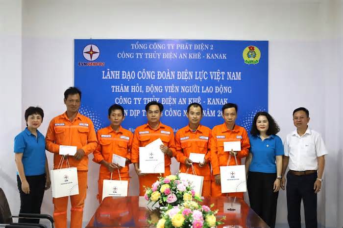 Công đoàn Điện lực Việt Nam động viên công nhân thủy điện