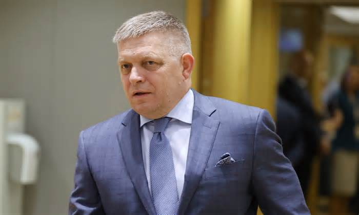 Tân Thủ tướng Slovakia tuyên bố dừng viện trợ quân sự cho Ukraine