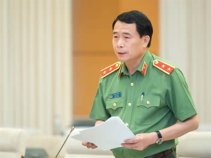 Trung tướng Lê Quốc Hùng thông tin về các vụ án đòi nợ thuê trái pháp luật