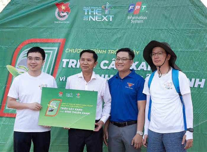 FPT IS tham gia trồng cây xanh tại Bình Thuận