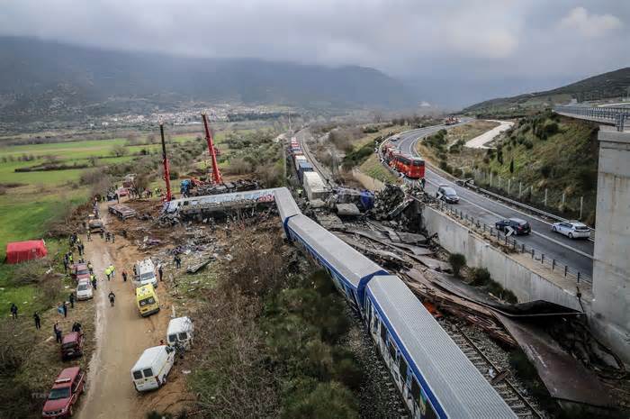 Hy Lạp bắt quản lý nhà ga sau vụ tai nạn đường sắt nghiêm trọng