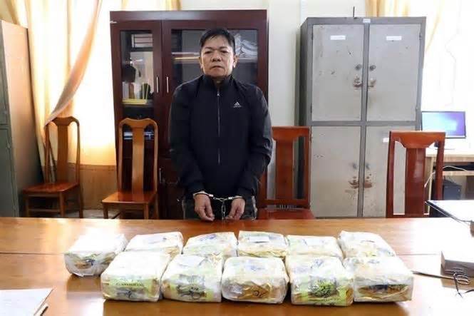 Bắt giữ các đối tượng mua bán số lượng lớn ma túy ở Hà Tĩnh và Sơn La