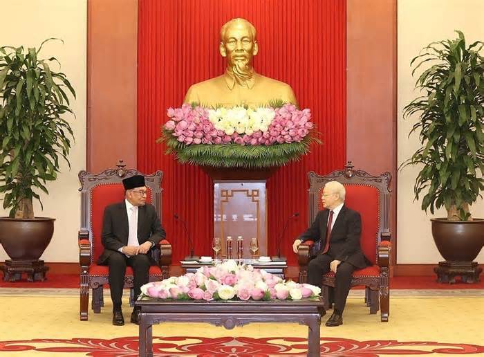Đối ngoại trong tuần: Chương mới trong quan hệ Việt Nam-Malaysia; Bộ trưởng Bùi Thanh Sơn thăm chính thức Singapore