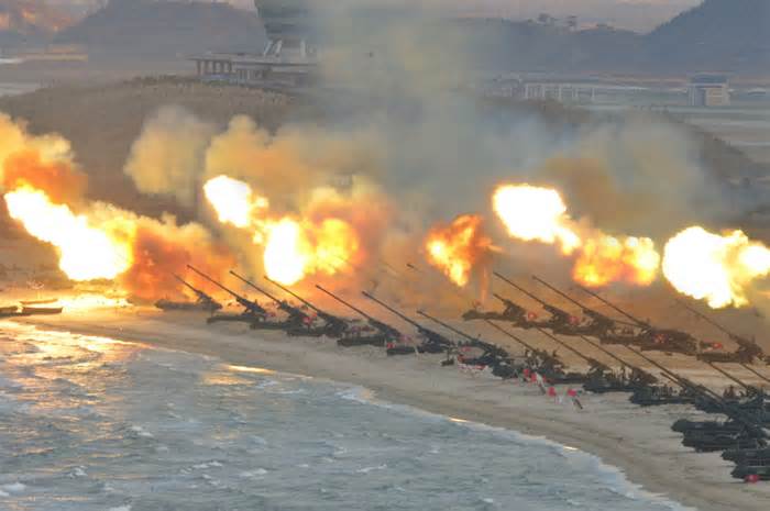 Hàn Quốc nói Triều Tiên tập trận bắn đạn thật gần đảo tiền tiêu