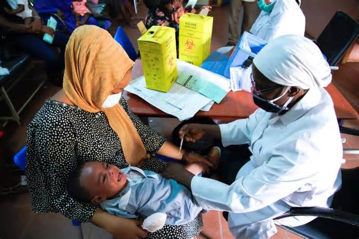 Nigeria phê duyệt vaccine 5 trong 1 chống não mô cầu mới