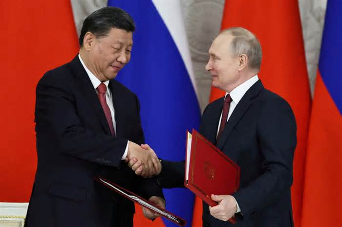 Trung Quốc kêu gọi nỗ lực ngoại giao sau khi Nga tuyên bố đặt vũ khí hạt nhân ở Belarus