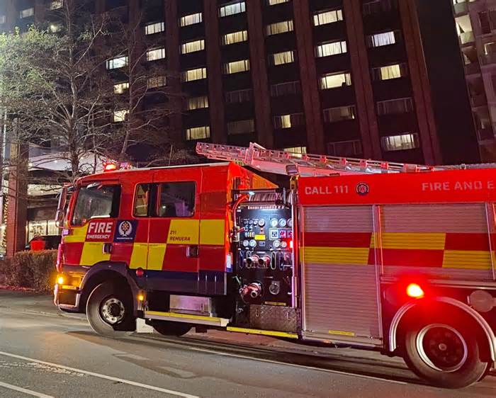 Đội tuyển New Zealand phải sơ tán vì khách sạn bị đốt phá