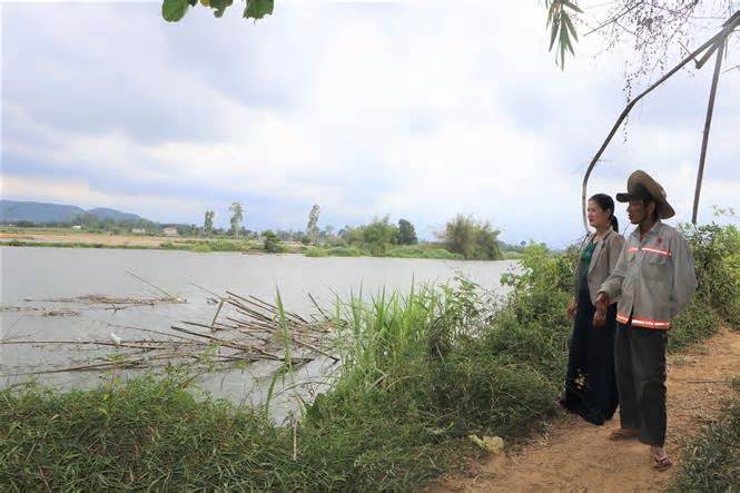 Quảng Ngãi: Sạt lở sông Trà Bồng và nỗi lo mất đất mùa mưa lũ