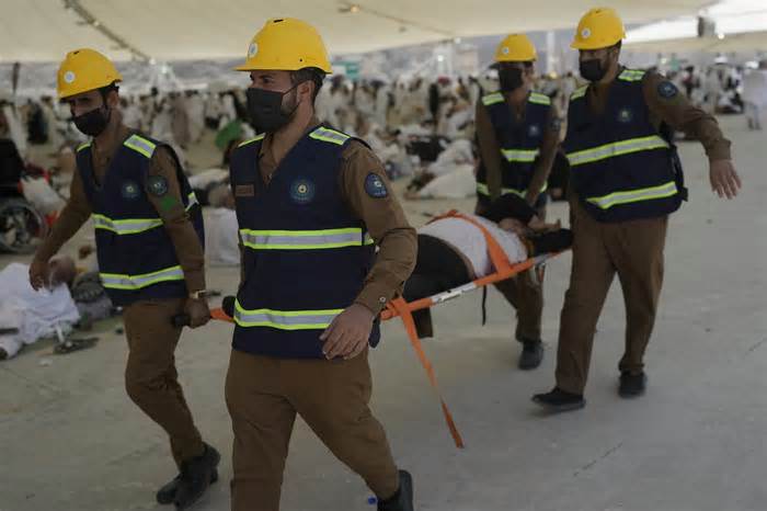 Hơn 550 người hành hương tử vong ở Mecca giữa nắng nóng 50 độ C