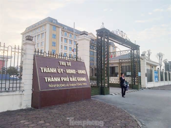 Kiến nghị Chủ tịch thành phố Bắc Giang kiểm điểm trách nhiệm