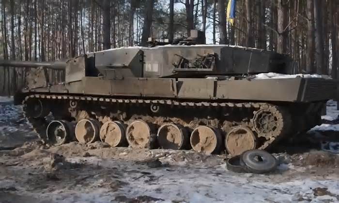 Xe tăng Leopard 2 Ukraine đói phụ tùng