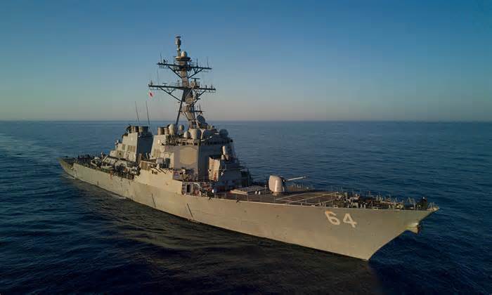 Chiến hạm Mỹ hạ UAV nghi do Houthi phóng