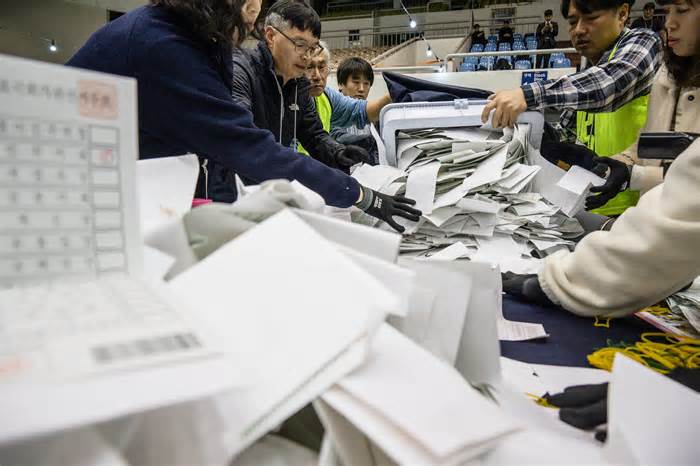 Phe đối lập Hàn Quốc có thể thắng áp đảo trong bầu cử quốc hội