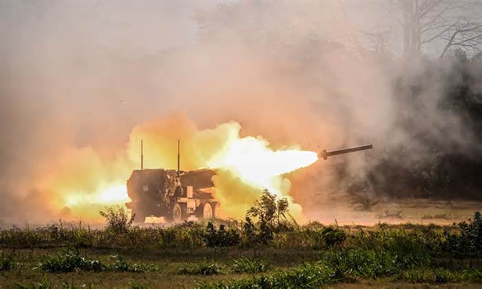 Pháo HIMARS hụt hơi trên chiến trường Ukraine