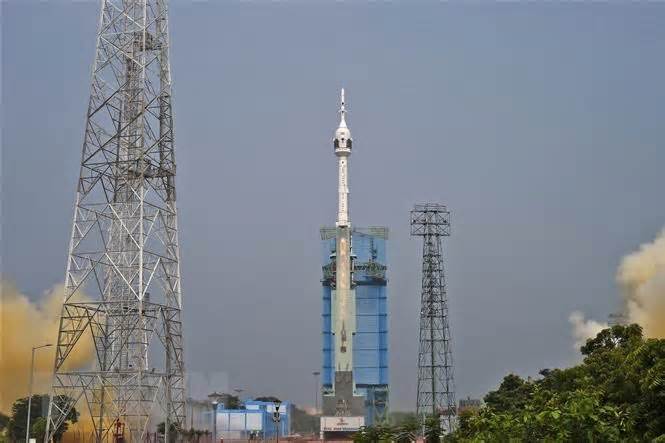 Ấn Độ lần đầu thử nghiệm thành công sứ mệnh không gian có người lái